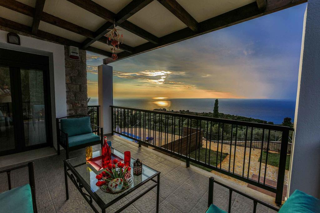 Villa Vera Áyios Nikítas 部屋 写真